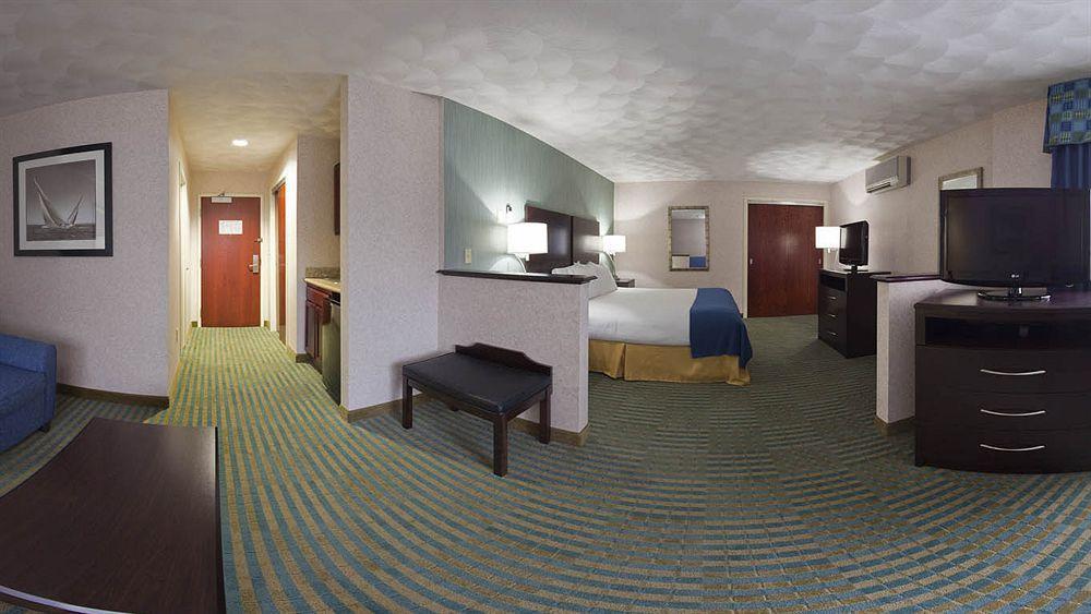 Holiday Inn Express & Suites Smithfield - Providence By Ihg Dış mekan fotoğraf